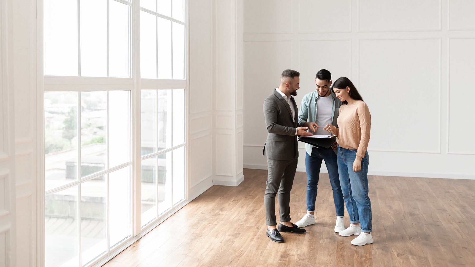 Consejos prácticos al momento comprar una casa en pareja